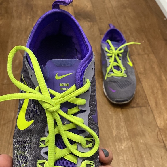 Nike Runners - Picture 2 of 3